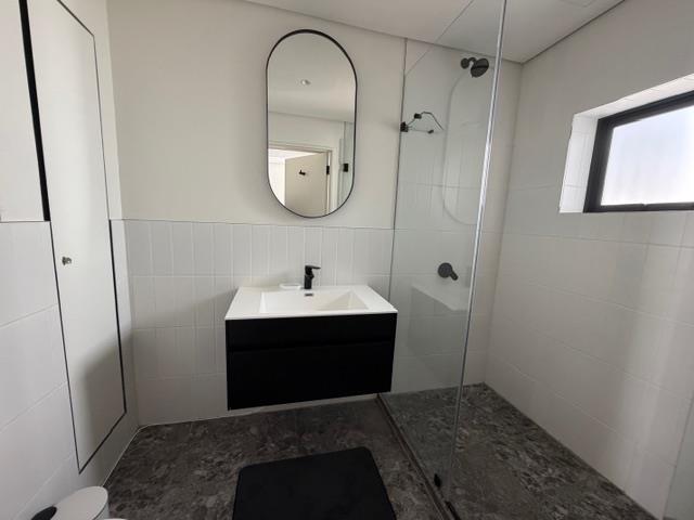 2 Bedroom Property for Sale in Sea Point Western Cape